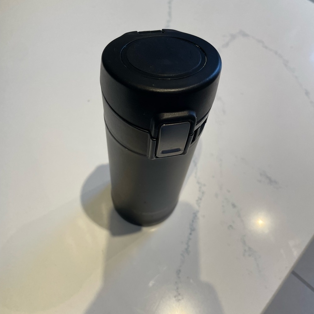 Excellent condition Zojirushi travel mug